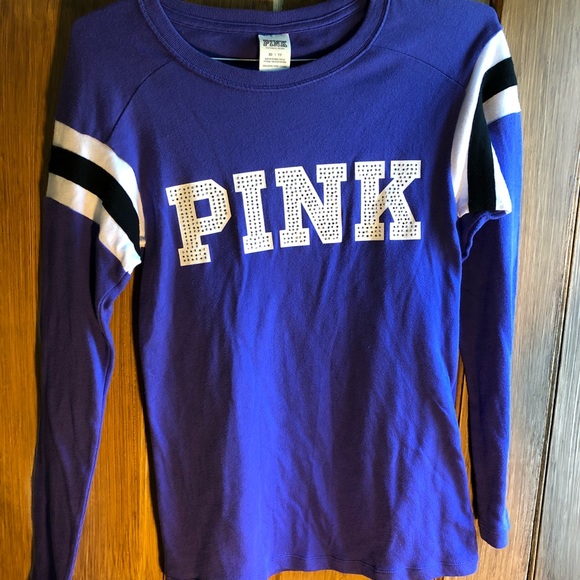 PINK Victoria's Secret Tops - Women’s Victoria Secret PINK long sleeve shirt